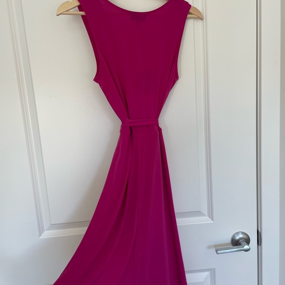 NEW! Raspberry, Pink dress from Bloomingdale’s, size XS Valentine’s Day Outfit - Picture 4 of 7